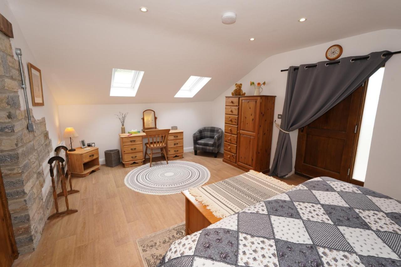 The Old Forge Villa Somerton  Bagian luar foto